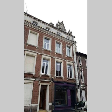 Apartmán F1 Au Pied De La Cathedrale Beauvais Exteriér fotografie