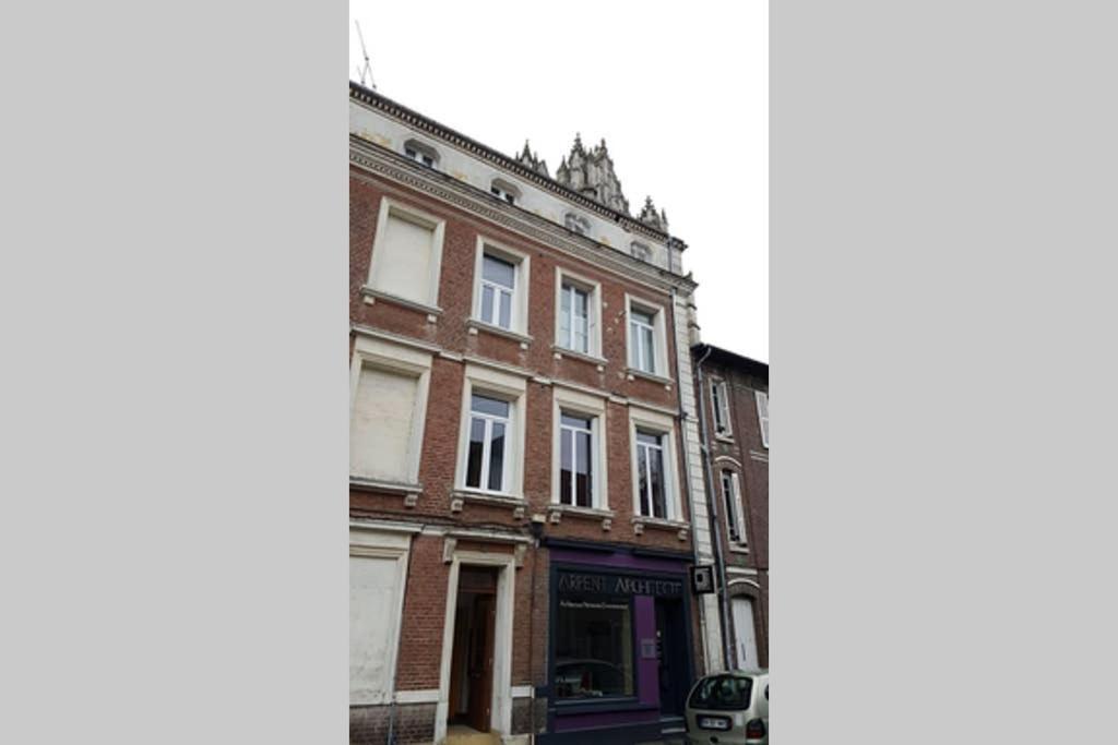 Apartmán F1 Au Pied De La Cathedrale Beauvais Exteriér fotografie